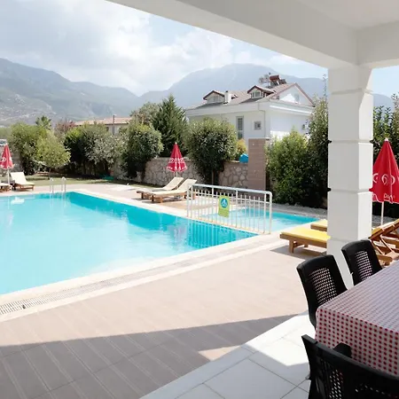 Villa Raya 1